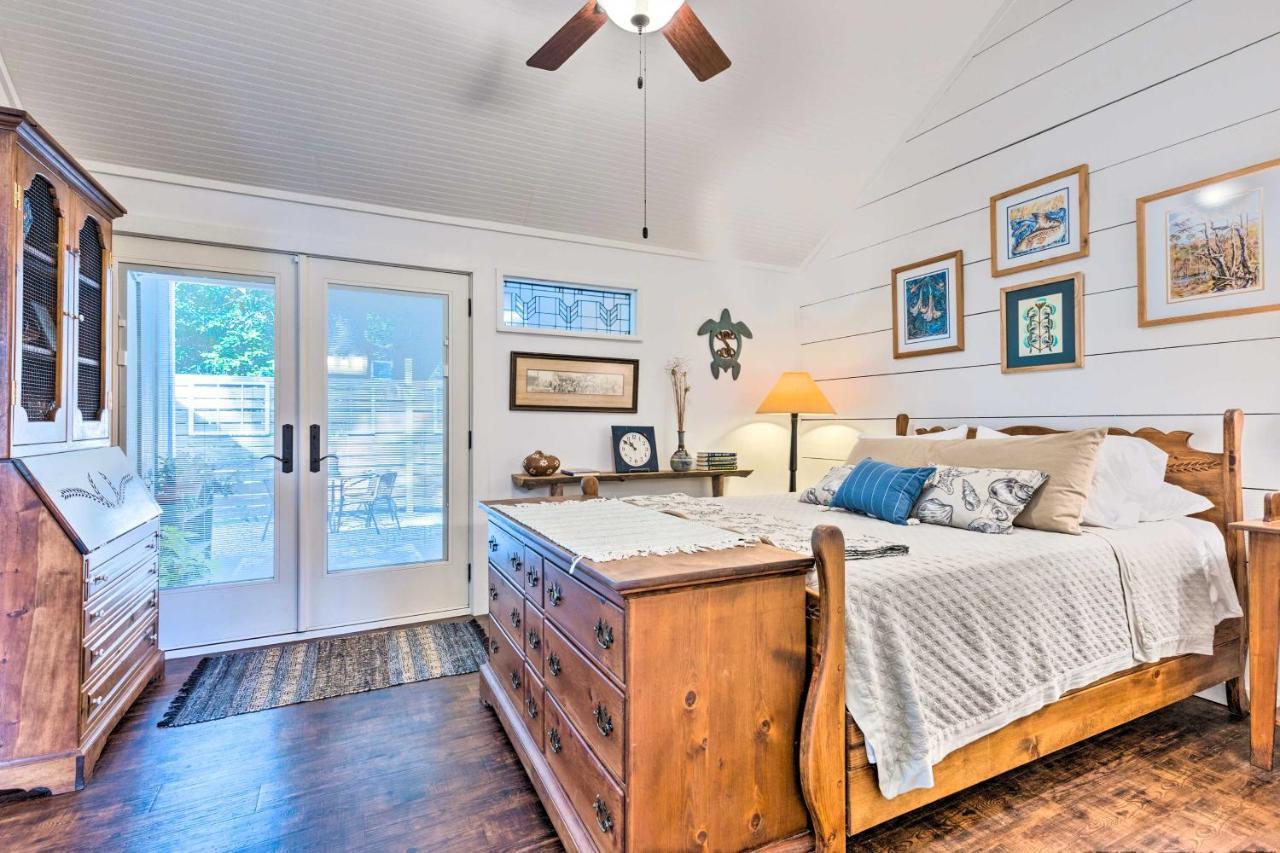 Historic Biloxi Bay Cottage With Beautiful View 오션스프링스 외부 사진