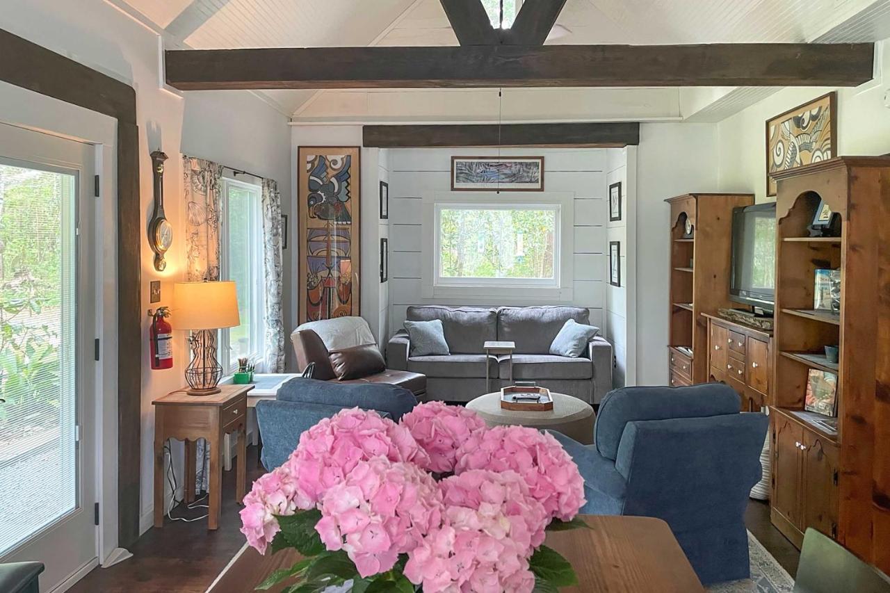 Historic Biloxi Bay Cottage With Beautiful View 오션스프링스 외부 사진