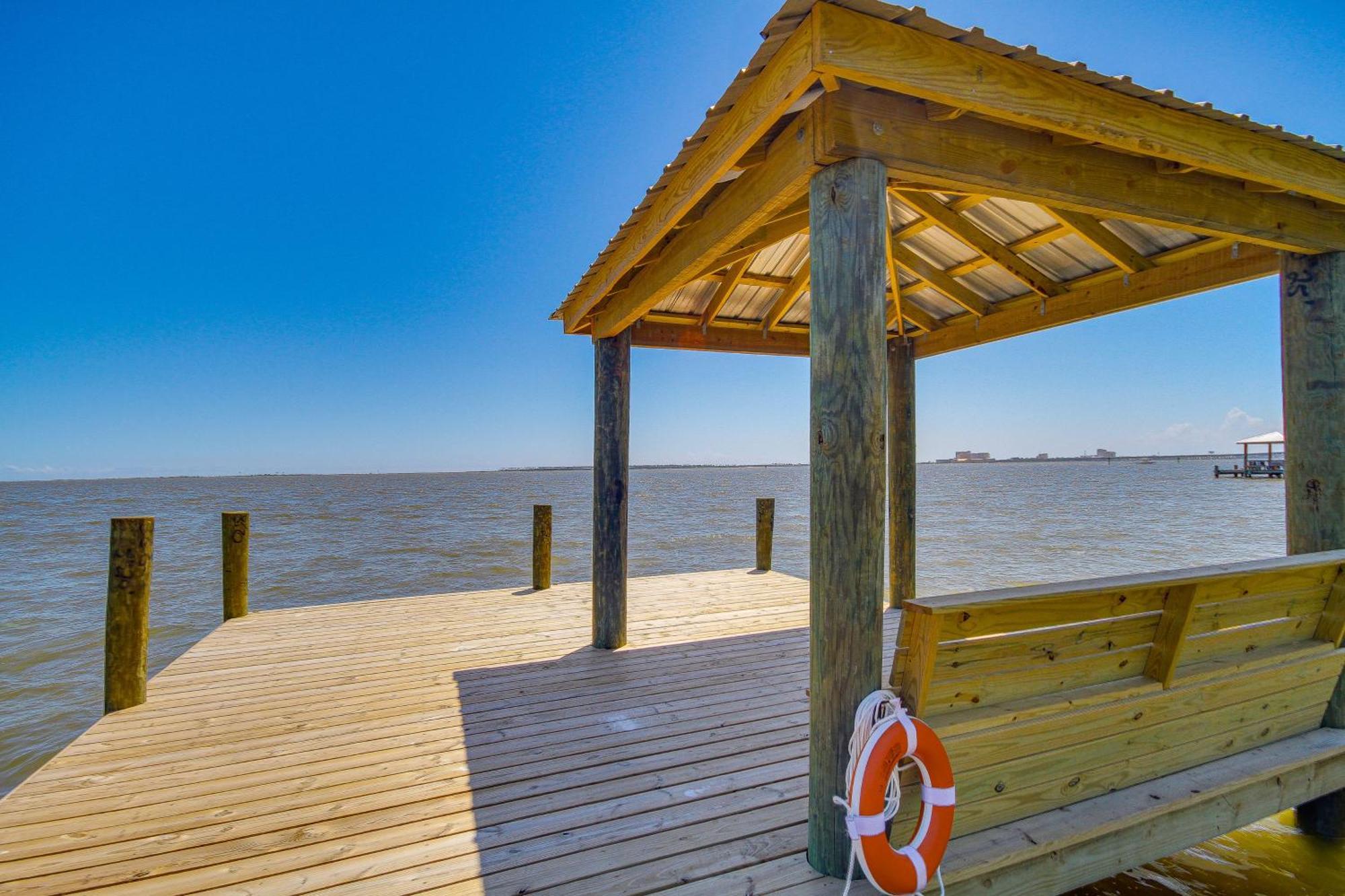 Historic Biloxi Bay Cottage With Beautiful View 오션스프링스 외부 사진