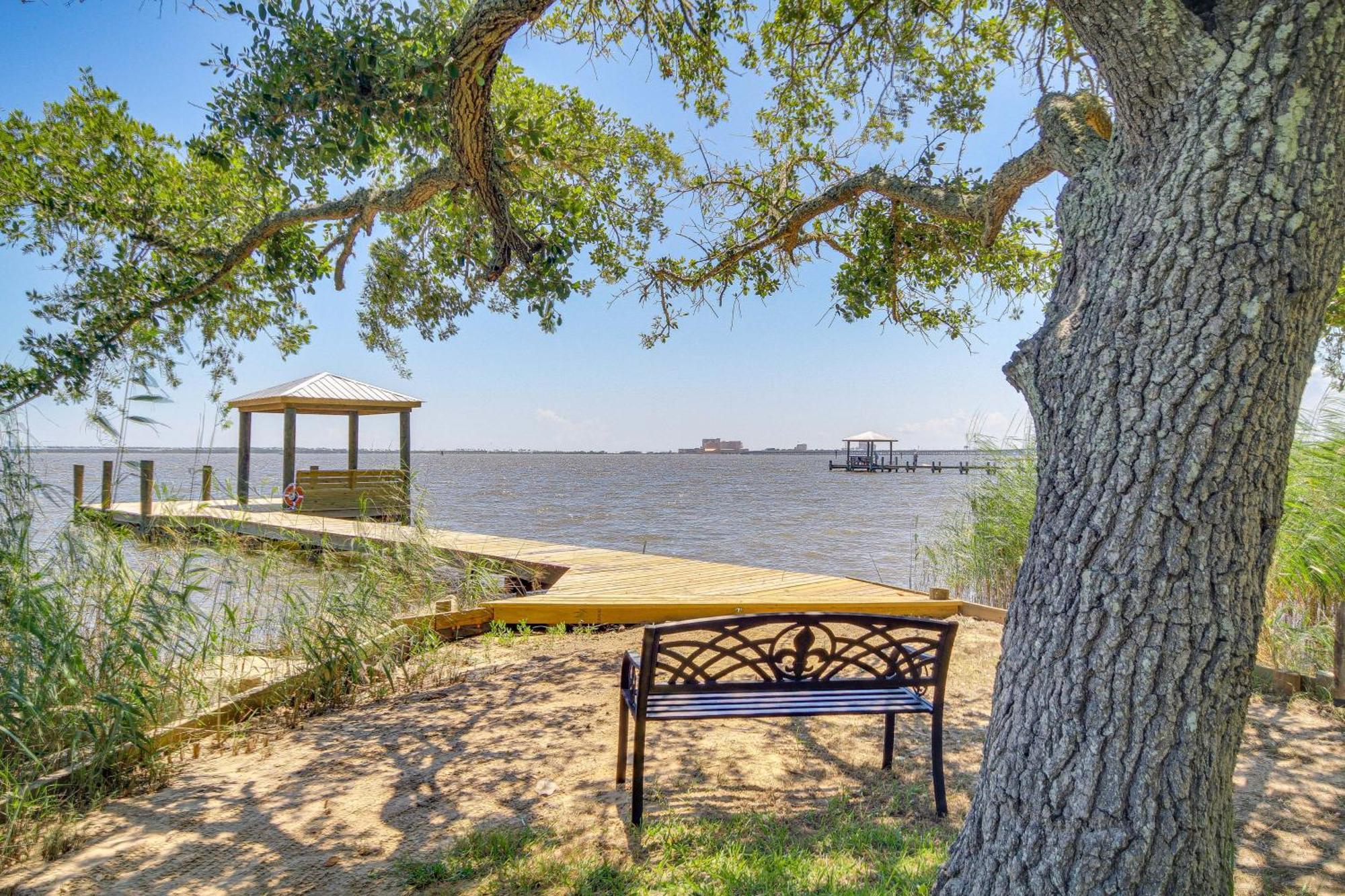 Historic Biloxi Bay Cottage With Beautiful View 오션스프링스 외부 사진